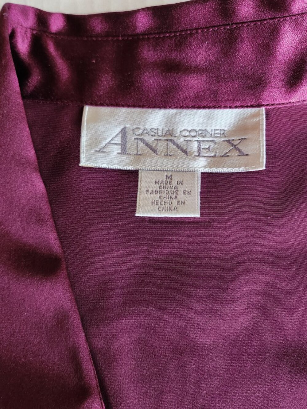 VTG Casual Corner Annex 100% Silk Plum Magenta Long Sleeve Button Down Shirt M - Picture 6 of 11